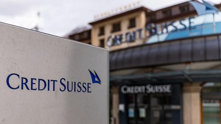 Banca Credit Suisse a descoperit „slăbiciuni semnificative”: va fi următoarea care va "cădea", spune un expert de pe Wall Street