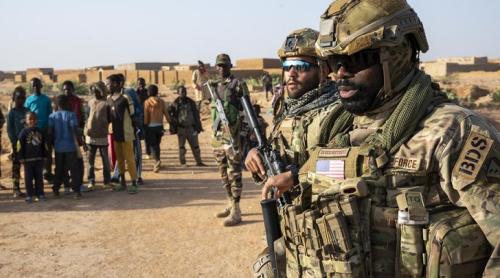 După alungarea soldaților francezi și soldații americani trebuie să părăsească Nigerul