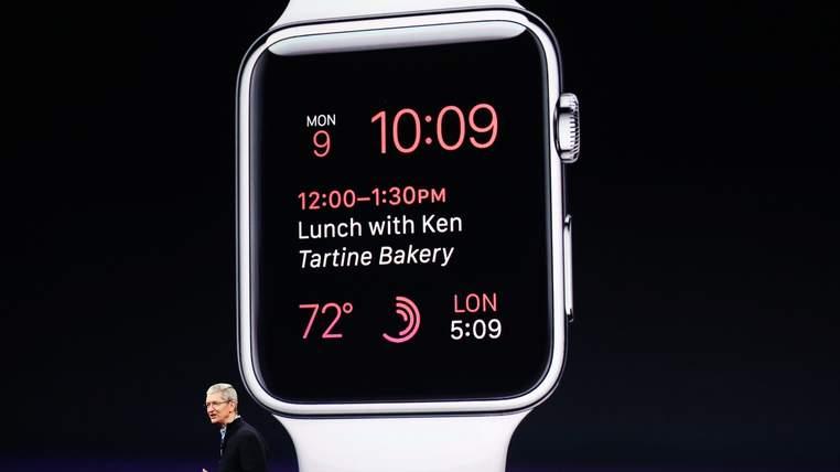 Primele probleme pentru Apple Watch. Incompatibilitate cu persoanele tatuate!