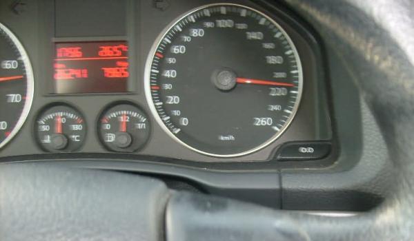 Vitezoman prins pe autostradă cu 214 km/h