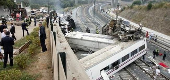 TRAGEDIE în Tunisia! 14 morți și 70 de răniți, după ce un tren de pasageri s-a ciocnit cu un camion
