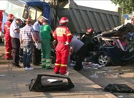 TRAGEDIE PE ŞOSEAUA DE CENTURĂ. Două persoane şi-au pierdut viaţa în urma unui accident. TRAFICUL în zonă a fost reluat 