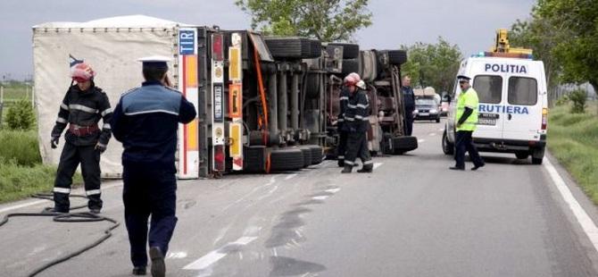 ACCIDENT GRAV pe DN7. Două TIR-uri s-ai ciocnit între Pecica și Naădlac. Traficul este BLOCAT