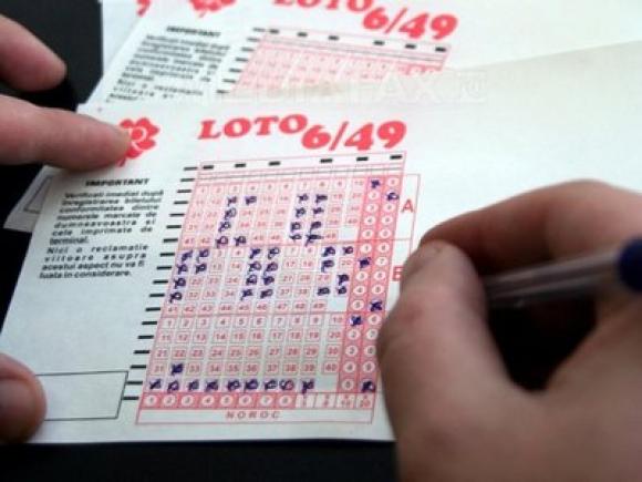 LOTO 6 DIN 49 de joi, 23 iulie 2015: Vezi numerele extrase