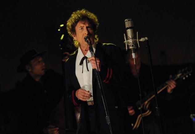 Bob Dylan desemnat de Rolling Stone 