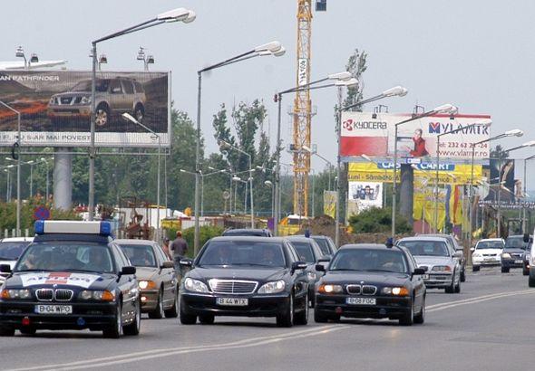 AUDIERILE în cazul morţii poliţistului Gigină, continuă: şoferul lui Gabriel Oprea, la Parchet. A transmis MAI  anchetatorilor traseul coloanei ministrului Oprea din ziua accidentului?