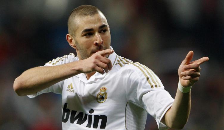 Benzema a fost arestat de politia franceza. Acuzatie:santaj pe bani. Castiga 8 milioane de euro pe an