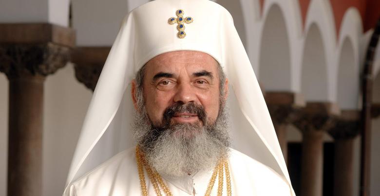 Patriarhul Daniel: În aceste zile, Biserica dorește să fie o slujitoare, un factor al păcii sociale