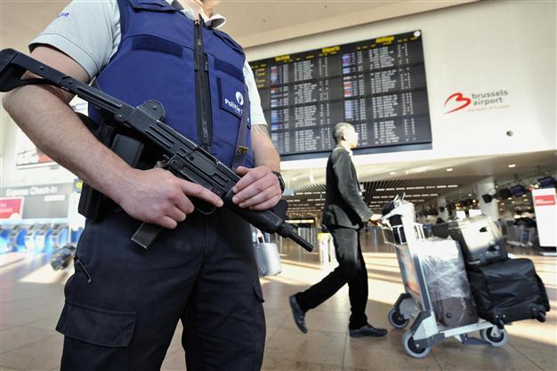 ALERTĂ TERORISTĂ pe aeroportul din Copenhaga! Un terminal a fost evacuat din cauza unui bagaj suspect