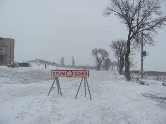 CNADNR ar putea închide circulaţia din cauza poleiului în Oltenia, Muntenia și Dobrogea