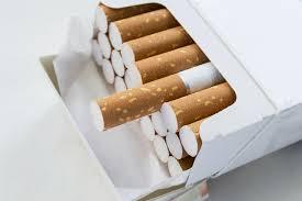 Franța: Tutungerii cu pachete de țigări neutre