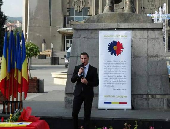 MITING de protest pentru susţinerea lui Marian Godină: „nu este singurul incident petrecut la IPJ Brașov (...)“