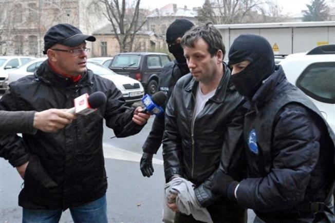 Hackerul „Guccifer“ va fi extrădat în SUA. Cum a devenit celebru „Micul Fum“.