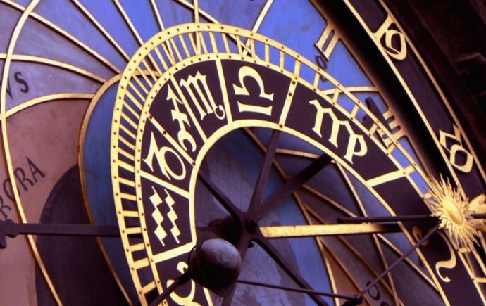 Astrolog ucrainean, PREVIZIUNI SURPRINZĂTOARE pentru 2017. Ce se va întâmpla în anul cămilei după calendarul zoroastrian