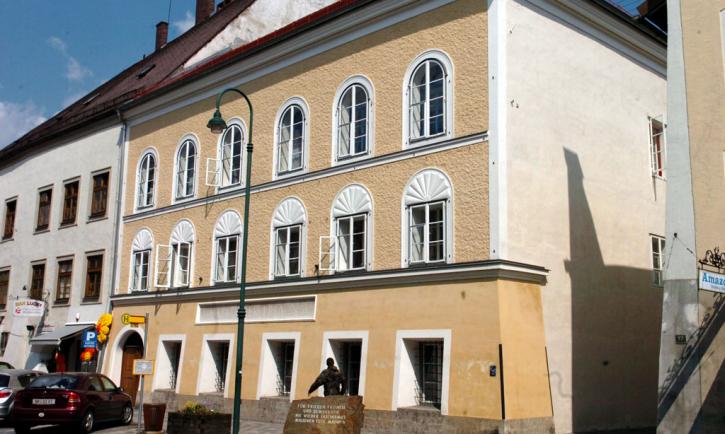 Austria: Autorităţile vor să confişte clădirea în care s-a născut Hitler