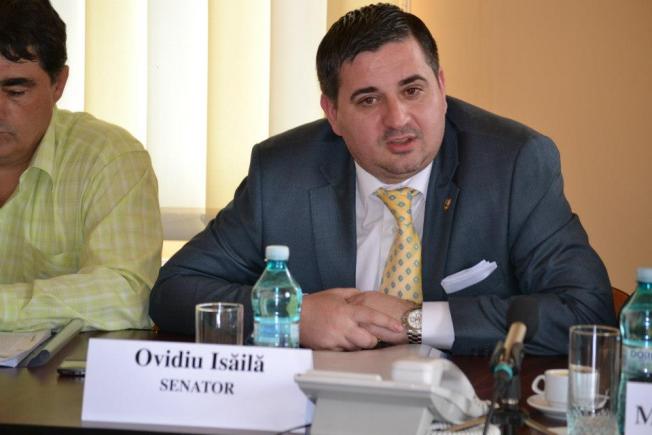 Senator UNPR condamnat la închisoare. Marius Isăilă îşi dezbrăca interlocutorii în toalete de teama microfoanelor 