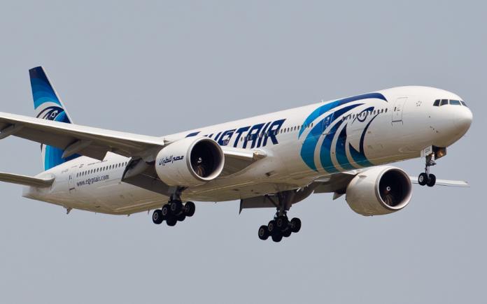 Avion EgyptAir, cu 66 de persoane la bord, DISPĂRUT de pe radare. Oficial egiptean: Aeronava s-a prăbuşit