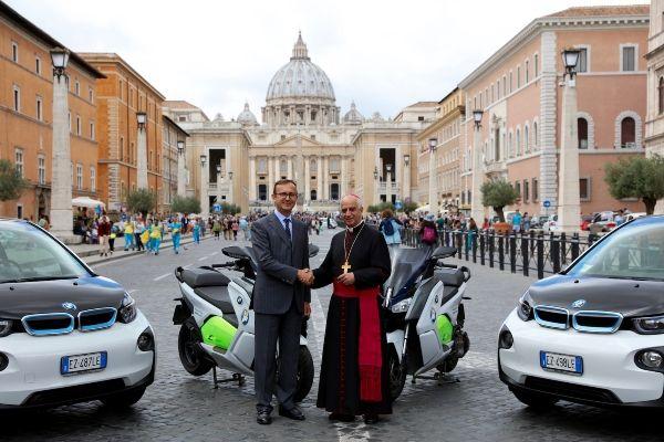 Modele electrice BMW folosite de Vatican