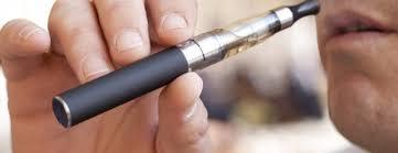 Ţigara electronică afectează mai grav sistemul imun comparativ cu cea din tutun