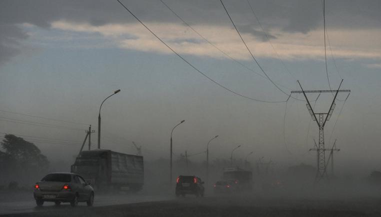 ALERTĂ METEO! Cod portocaliu de ploi torențiale până miercuri. Harta zonelor afectate