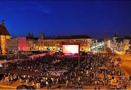 Caravana TIFF, gata de start. Comedii, thrillere, povești emoționante... Unde ajung filmele in acest an?