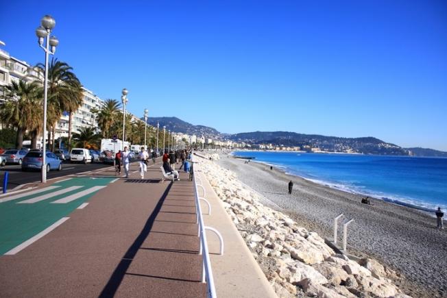 Promenade des Anglais, colţul de Rai transformat într-o baltă de sânge 