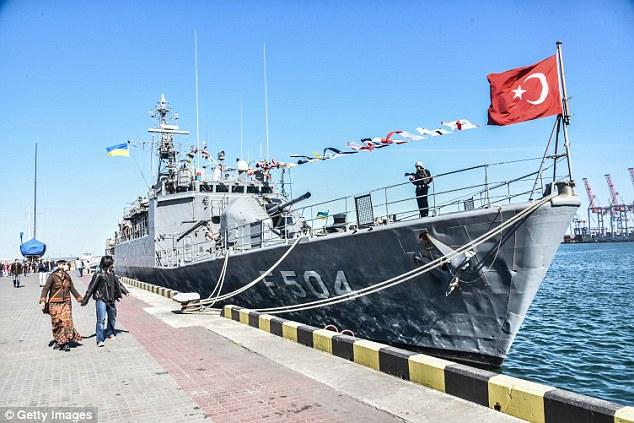 UPDATE: 14 nave militare turceşti dispărute. Unele se aflau în Marea Neagră