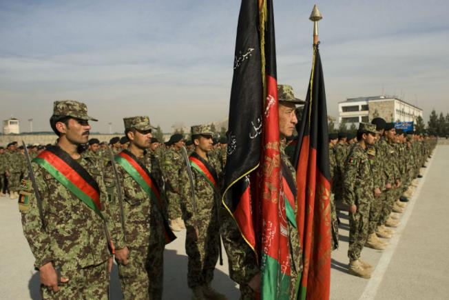 Forțele afgane pierd teritoriu in favoarea talibanilor