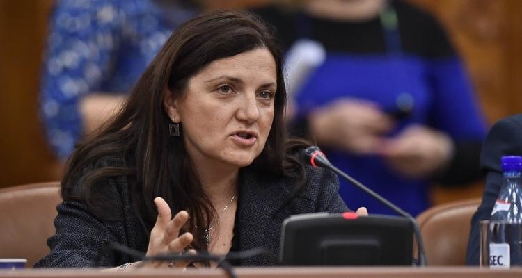 Prună dixit: cine trăieşte în concubinaj va fi protejat de lege