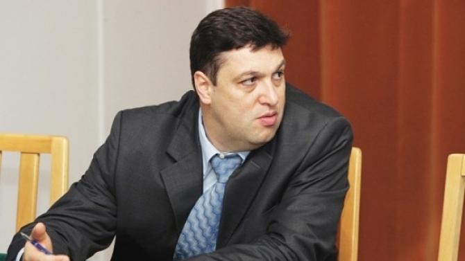 Şerban Nicolae desfiinţează comunicatul DNA în care este acuzat Ponta. APELUL senatorului către Iohannis 