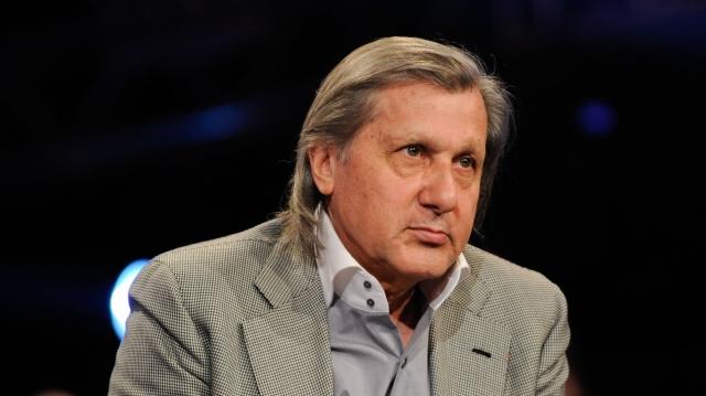 Ilie Năstase, cam hotărât să iasă din politică: „Mi-a dat domnul Ţiriac cadou o maşină, nu pot să o primesc“