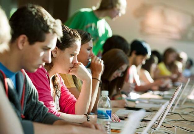 Vești bune pentru studenții români: majorare de buget de 300 de milioane de euro