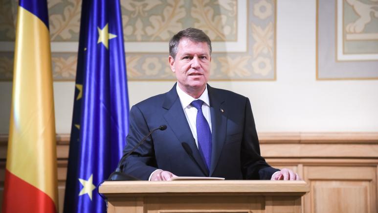 Iohannis: A fi tolerant nu înseamnă a fi tăntălău. Unii politicieni şmecheri s-au  căţărat pe mine