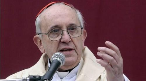 Papa Francisc: Puterea, succesul şi frumuseţea, idoli falşi!