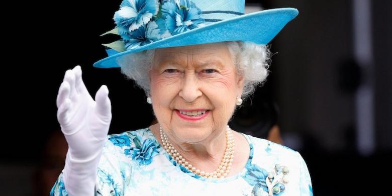Cadouri ciudate primite de Regina Elisabeta când a împlinit 90 de ani