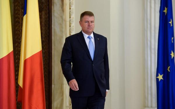 Klaus Iohannis face primul pas pentru declanşarea referendumului