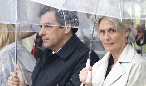 "Penelopegate", în Franţa. Polemică privind angajarea fictivă a soţiei candidatului dreptei la alegerile prezidenţiale