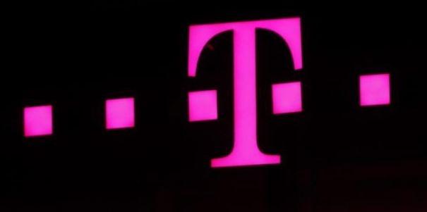 Telekom ar putea ieși de pe piaţa din România. Clienții operatorului, împărţiți de Orange şi RCS&RDS