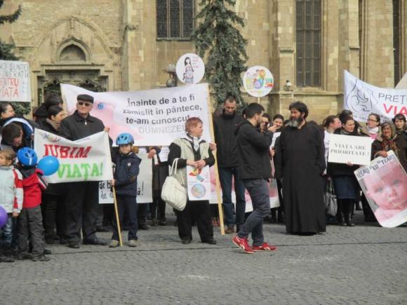 Sfântul Sinod și-a dat binecuvântarea pentru cel mai mare marș ortodox din istoria României