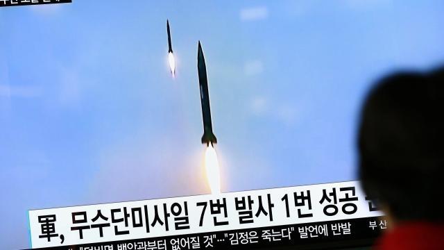 Coreea de Nord testează nervii lui Trump: a lansat o rachetă balistică