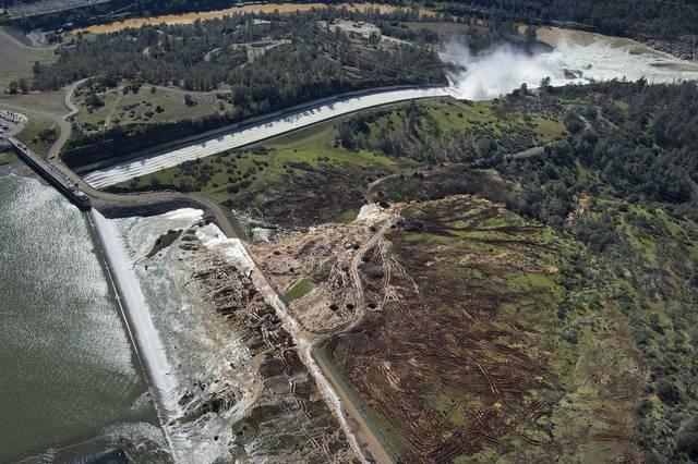  Stare de urgență în California. Zeci de mii de americani, evacuați din cauza unui pericol iminent (VIDEO)