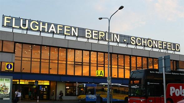 Grevă pe aeroporturile din Berlin. Atenționare de călătorie în Germania!