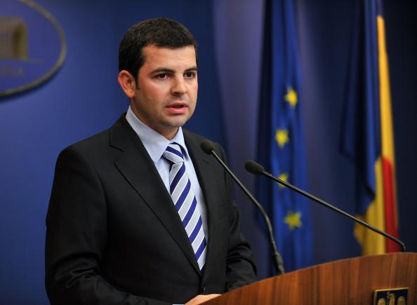 UPDATE. Rămas fără sprijin politic, ministrul Mediului, Daniel Constantin, va fi înlocuit 
