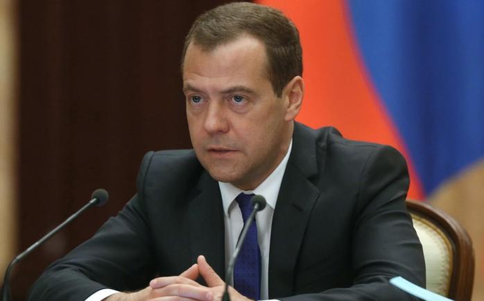 Medvedev: Atacul american asupra bazei siriene a adus SUA la doar un pas de o confruntare militară cu Rusia