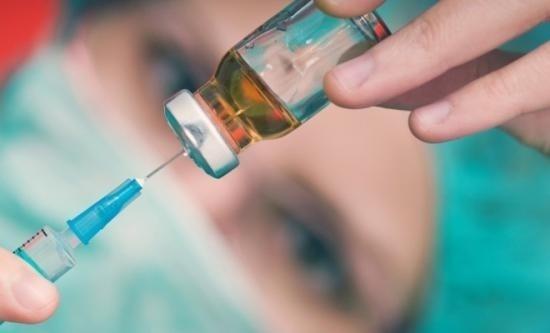 Italia: Parlamentul a aprobat vaccinarea obligatorie. Părinții care se opun riscă amenzi de până la 500 de euro!