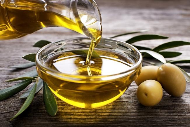 Uleiul de măsline, medicament natural contra constipației, cancerului, bolilor de inimă!