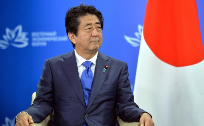 Cu cine se mai întâlneşte premierul Japoniei la Bucureşti?