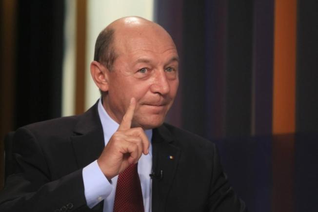 Băsescu, despre Legile Justiţiei: Le-am citit cu creionul în mână. Comisia Europeană bate câmpii!