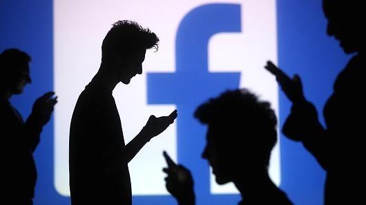 Mai multe setări ale Facebook, declarate ilegale în instanţă