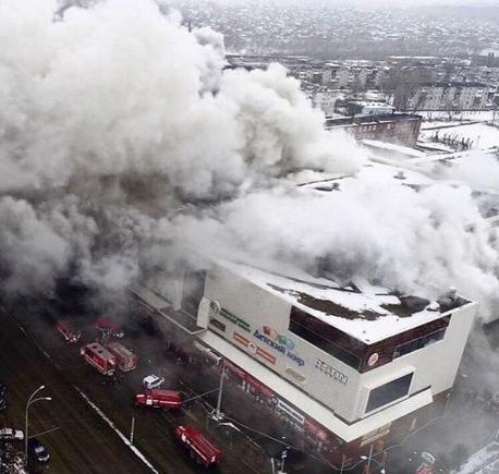 Tragedie la un centru comercial, în Siberia. Cel puţin 64 de morţi, în cel mai grav incendiu din ultimii 100 de ani